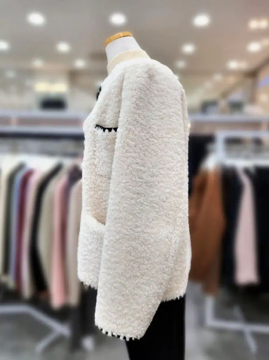 リスト バイカラー ボアジャケット アイボリー 55 WWW_NOITHATQUANGTHANH_NET