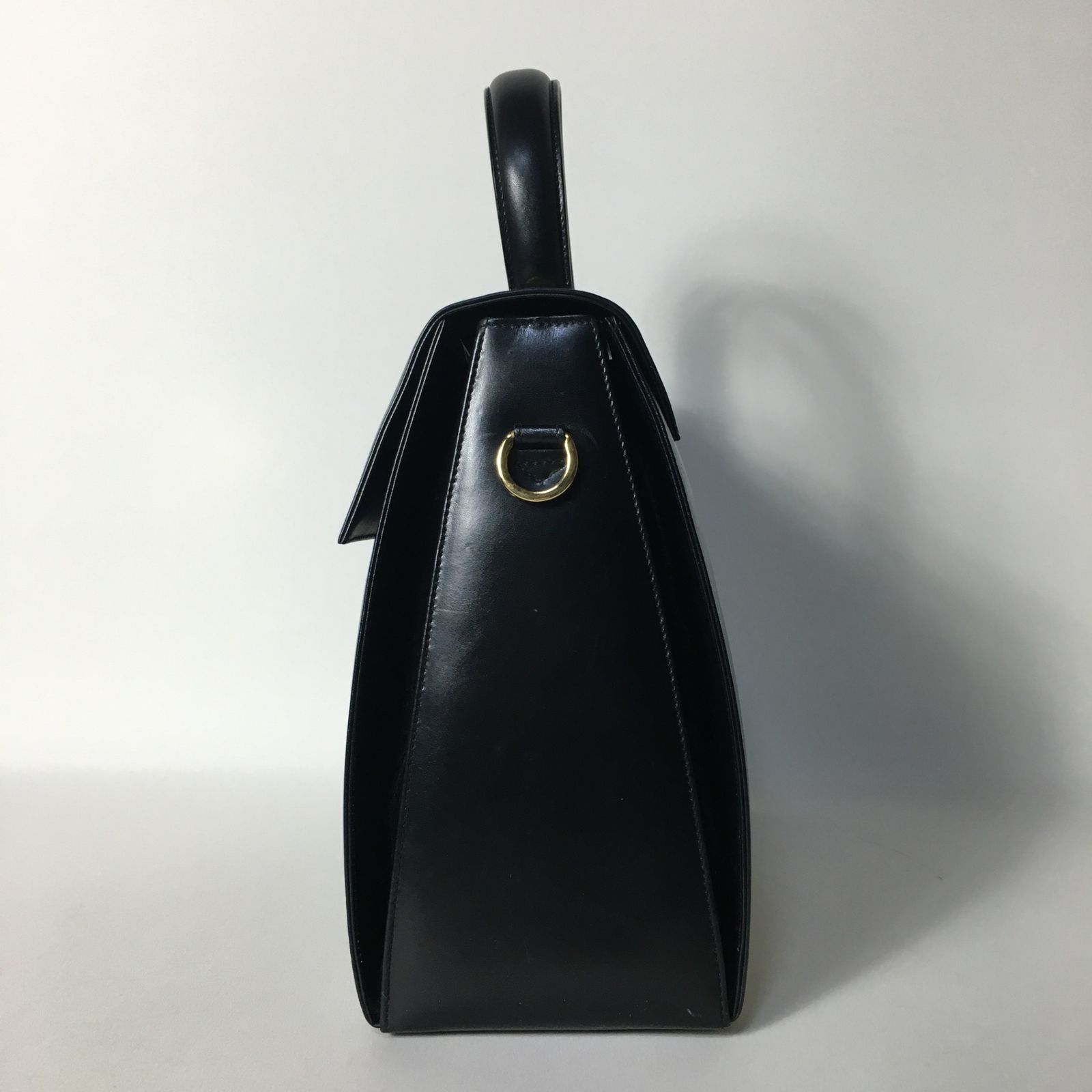 2506-110｜美品｜フェラガモ 2WAYバッグ レザー ブラック ガンチーニ