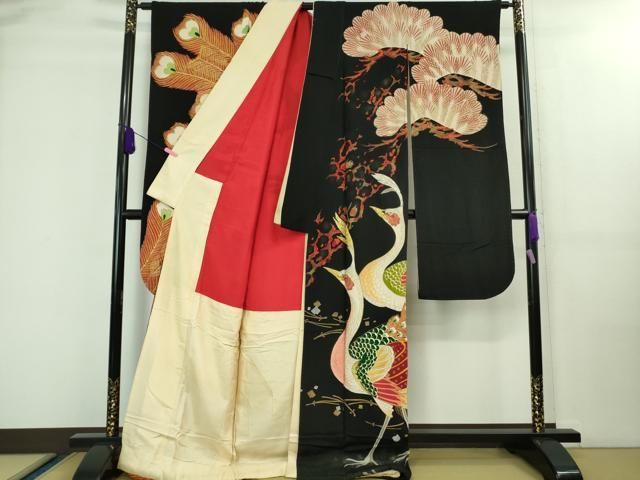 平和屋本店□極上 アンティーク 大正ロマン 振袖 刺繍 孔雀 松 黒地  