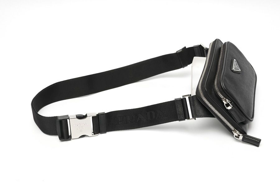 【現行品】PRADA ボディバッグ サフィアーノレザー 2VH156 早い者勝ち 楽天市場】【PRADA】プラダ サフィアーノレザー ベルトバッグ