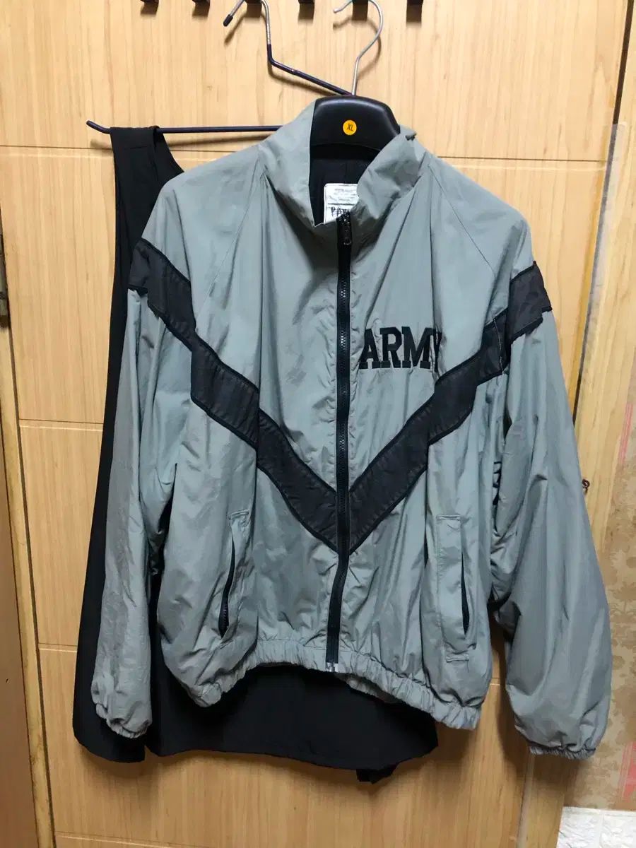 ヴィンテージ 米軍 ウインドブレーカー m size-定番モデル