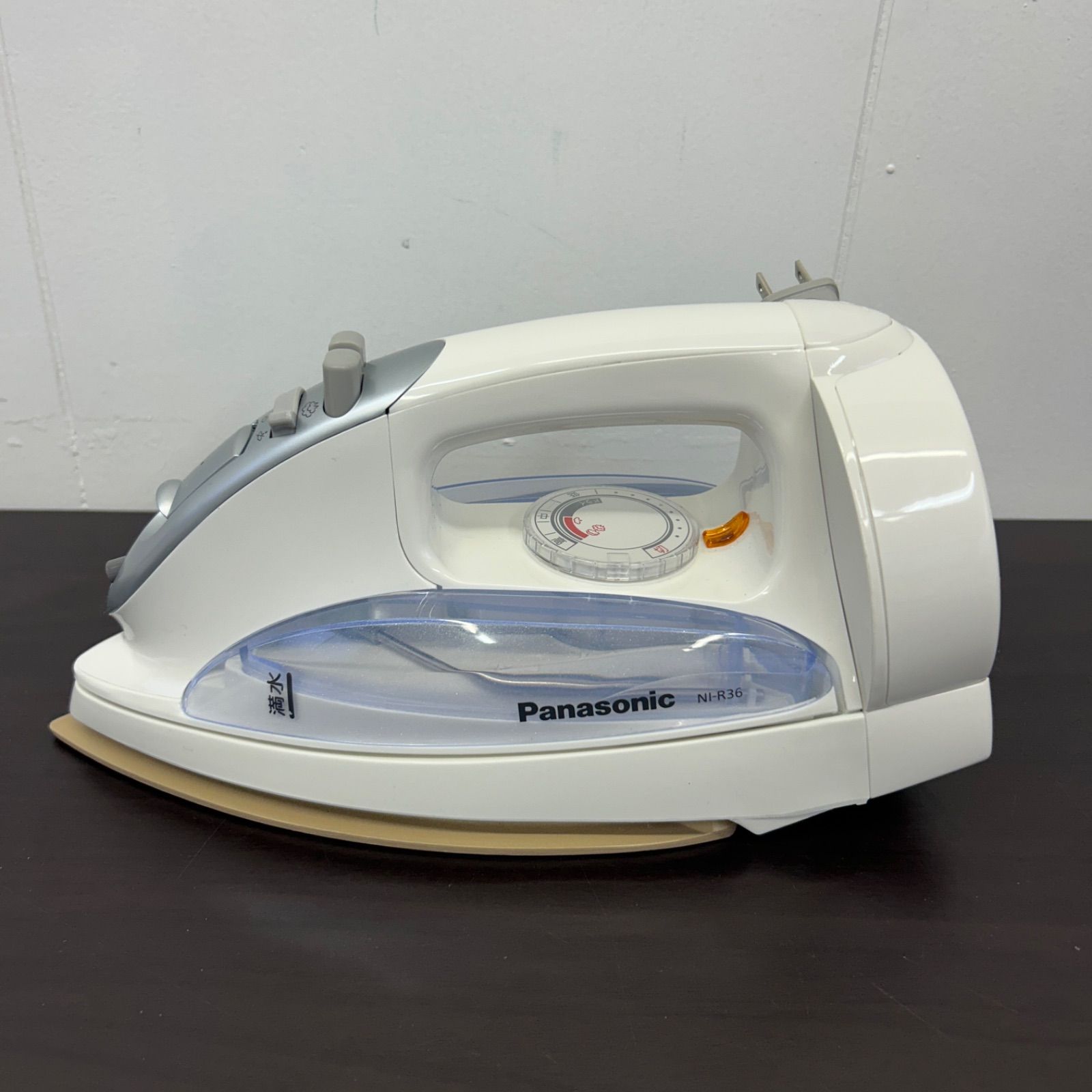 ほぼ未使用品】Panasonic パナソニック コードリール式スチーム