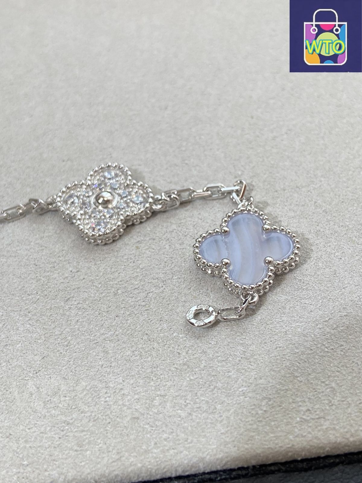 独自の Van Cleef - Arpels ヴァンクリーフ＆アーペル 四つ葉のクローバー カルセドニー スペーサー ダイヤモンド ファイブフラワー ブレスレット-WTO輸入1