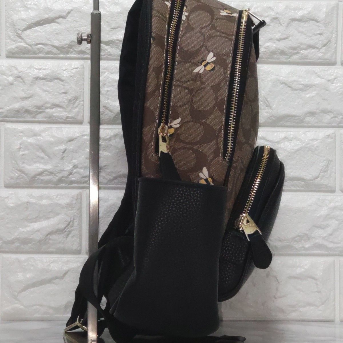 COACH コーチ C8592 リュック バッグパック ハチ 蜂 カーキマルチ 新作 