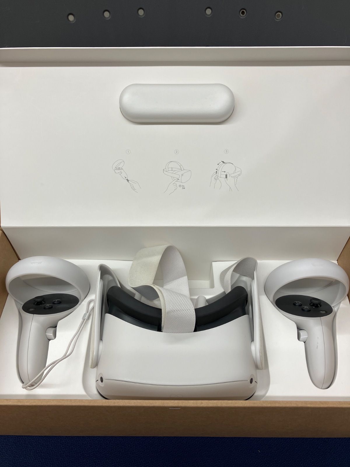 動作 済み Meta Quest2 本体 - 左右コントローラー メタクエスト2