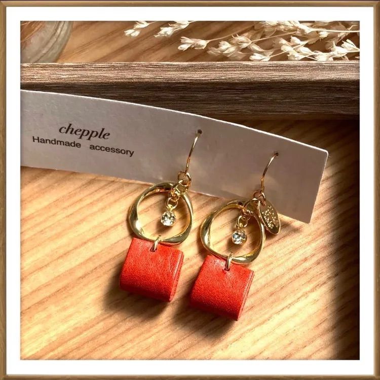 No.742 レザーピアス 高見えピアス ハンドメイドイヤリング