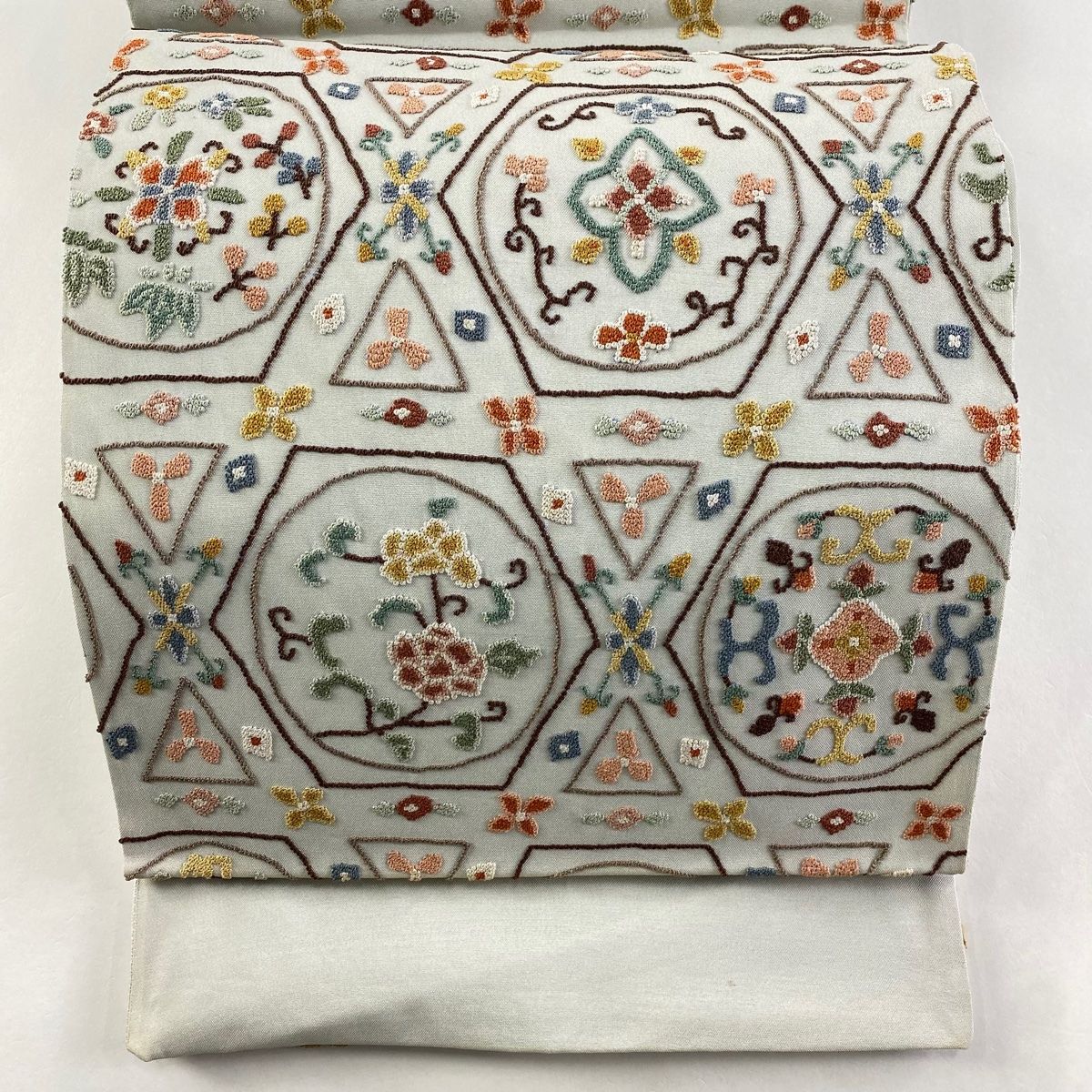 袋帯 花鳥 亀甲 相良刺繍 金糸 薄緑 六通 正絹