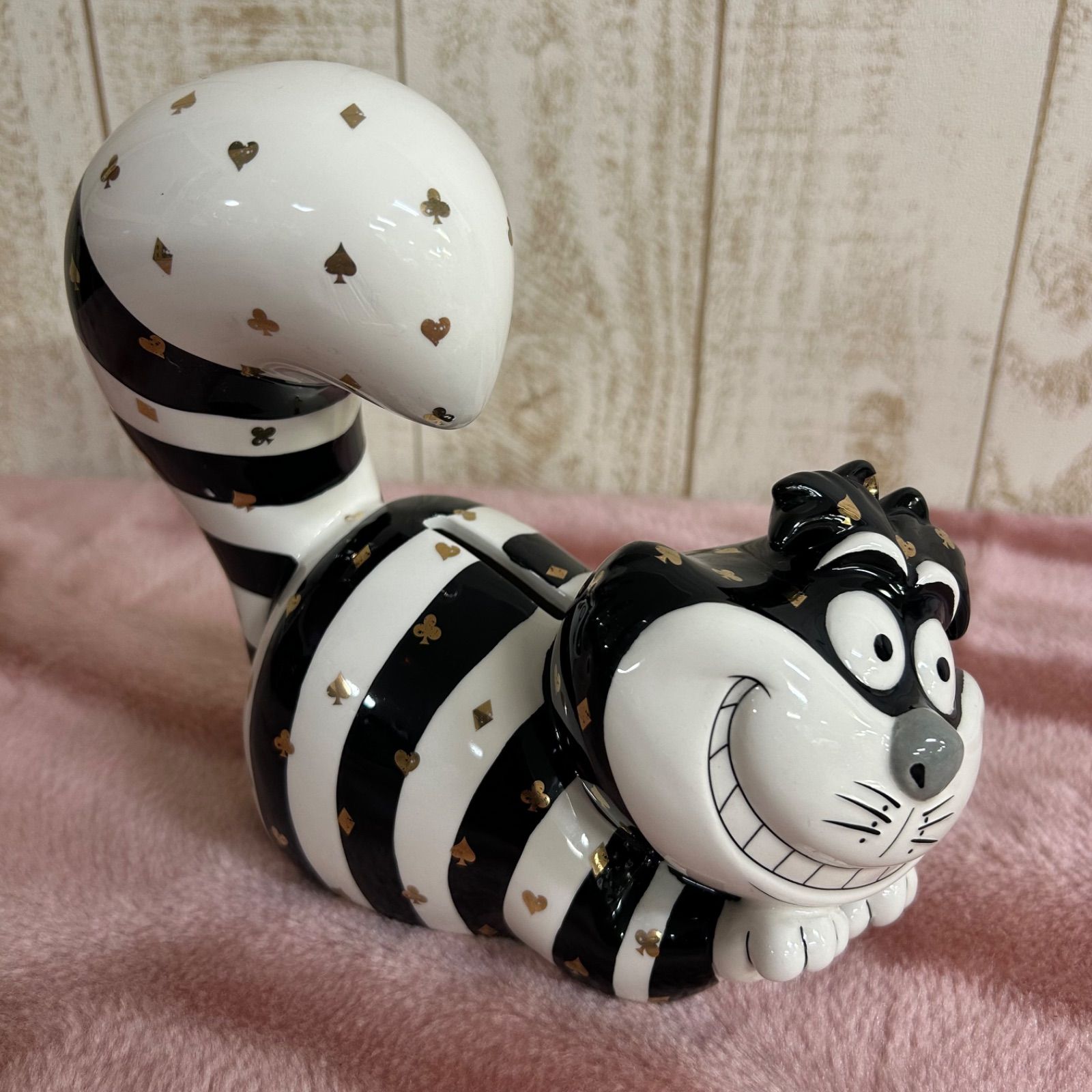 チシャ猫 ディズニー 不思議の国のアリス 陶器製の貯金箱 オーナメント