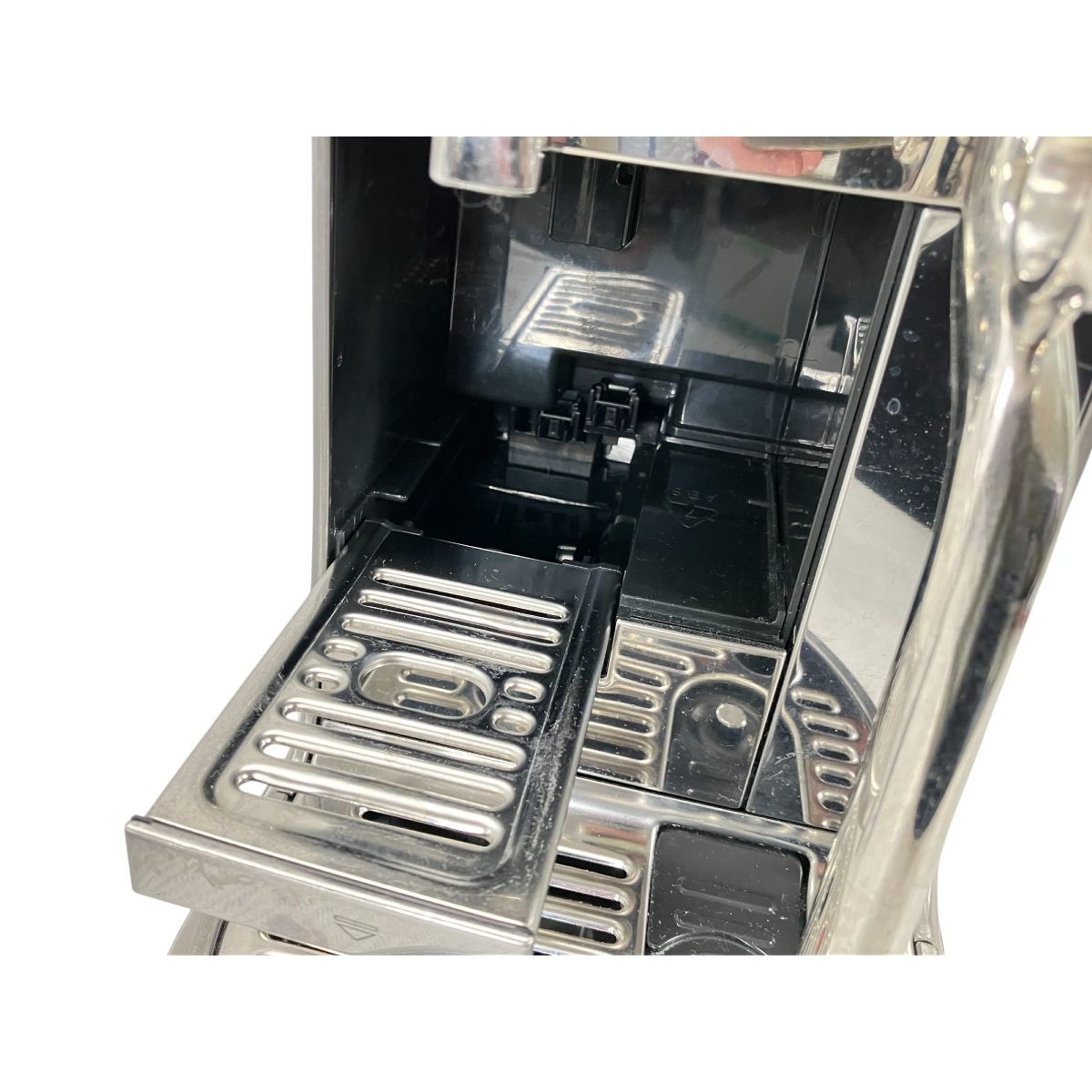 Nespresso ネスプレッソ J520 エスプレッソ式 コーヒーメーカー 2019年製 ネスカフェ W10411808 WWW_KANDAIZUMI_COM