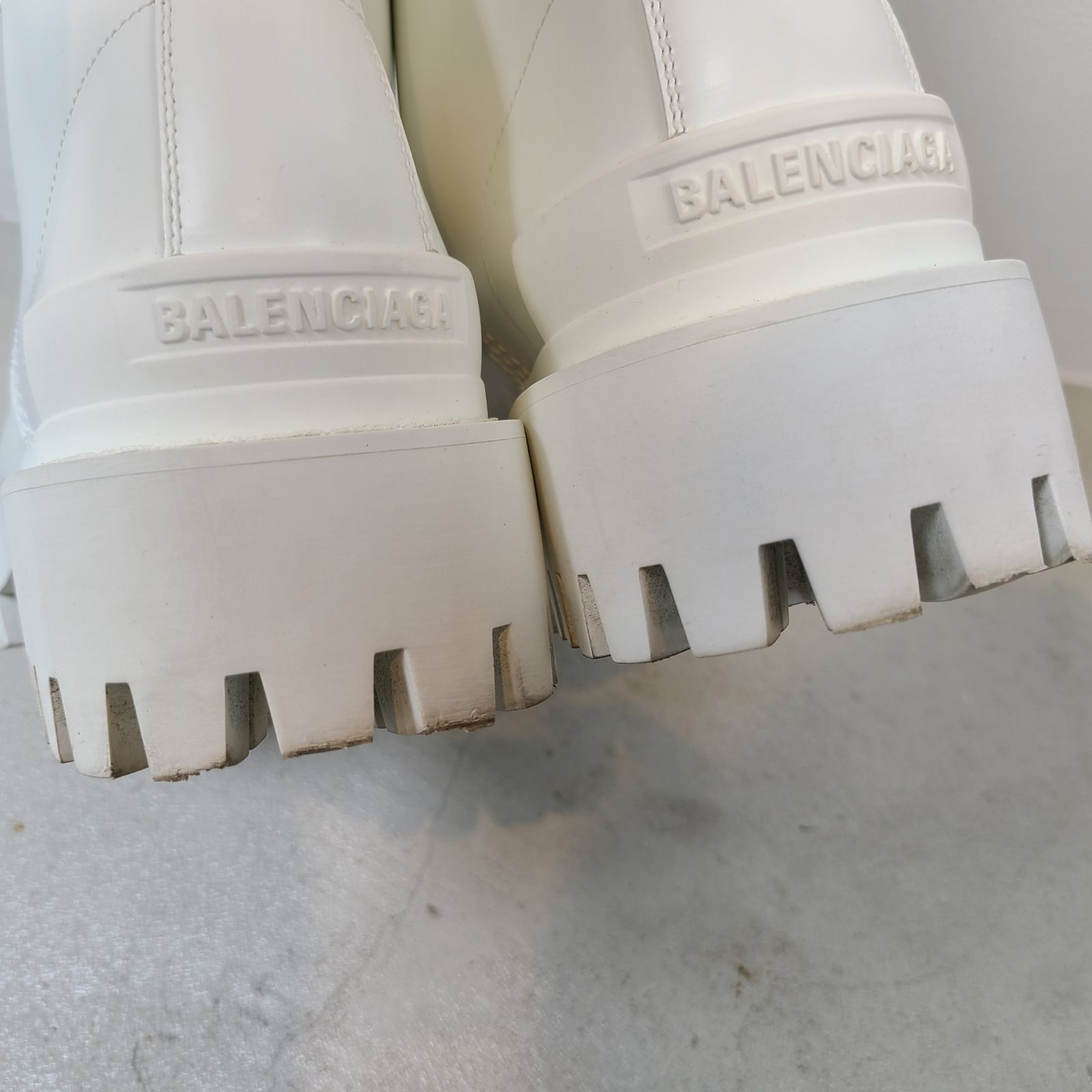 BALENCIAGA STRIKE LACE-UP BOOTS 590974 ストライク レース BALENCIAGA STRIKE LACE-UP BOOTS 590974 ストライク レース