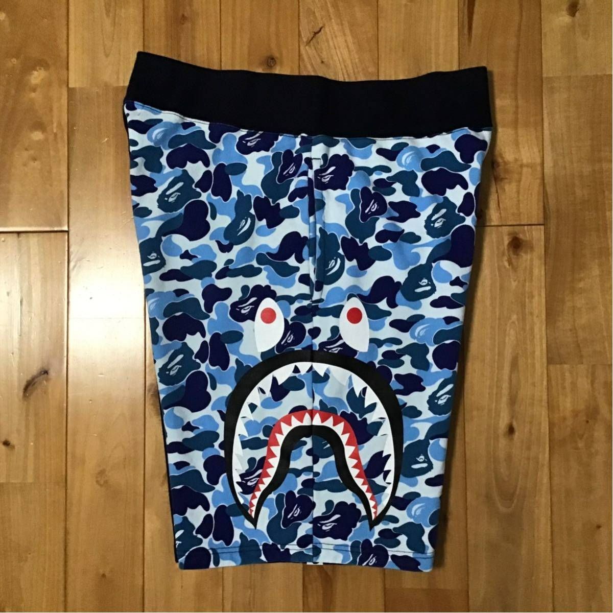 ボトムス A BATHING APE ハーフパンツ シャーク XL