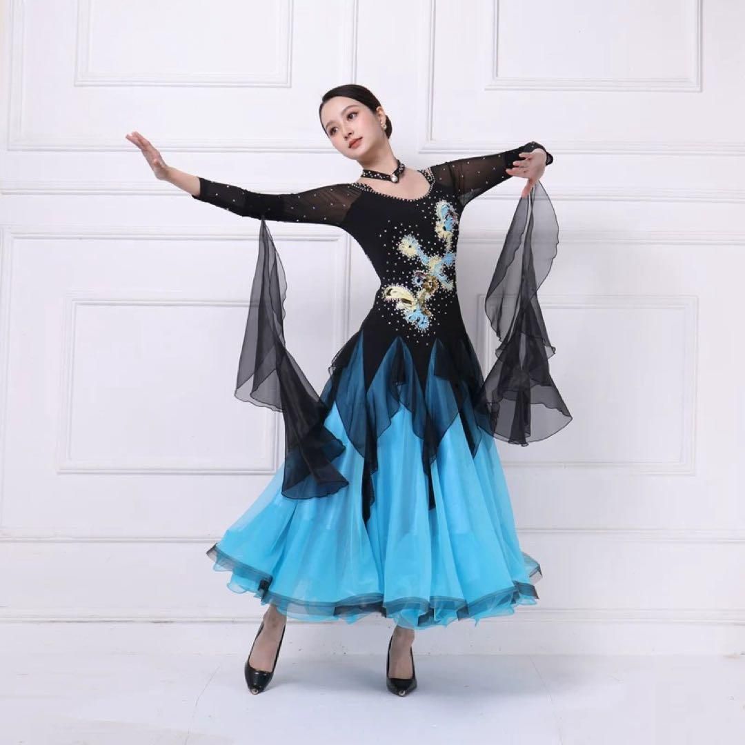 新品未使用 ストーン付き華やかスタンダードドレス 2色使いで発表会や競技