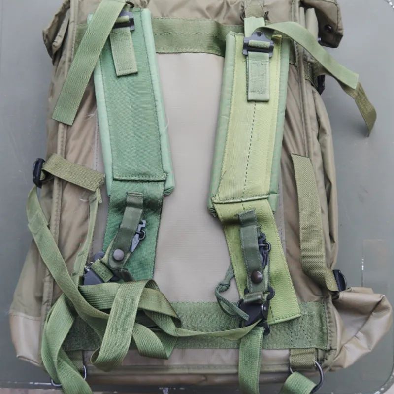 アメリカ軍　軍用無線機用 バックパック　通信兵用 リュック 楽天市場】クーポンで最大15%OFF☆新品 米軍 アサルトリュック
