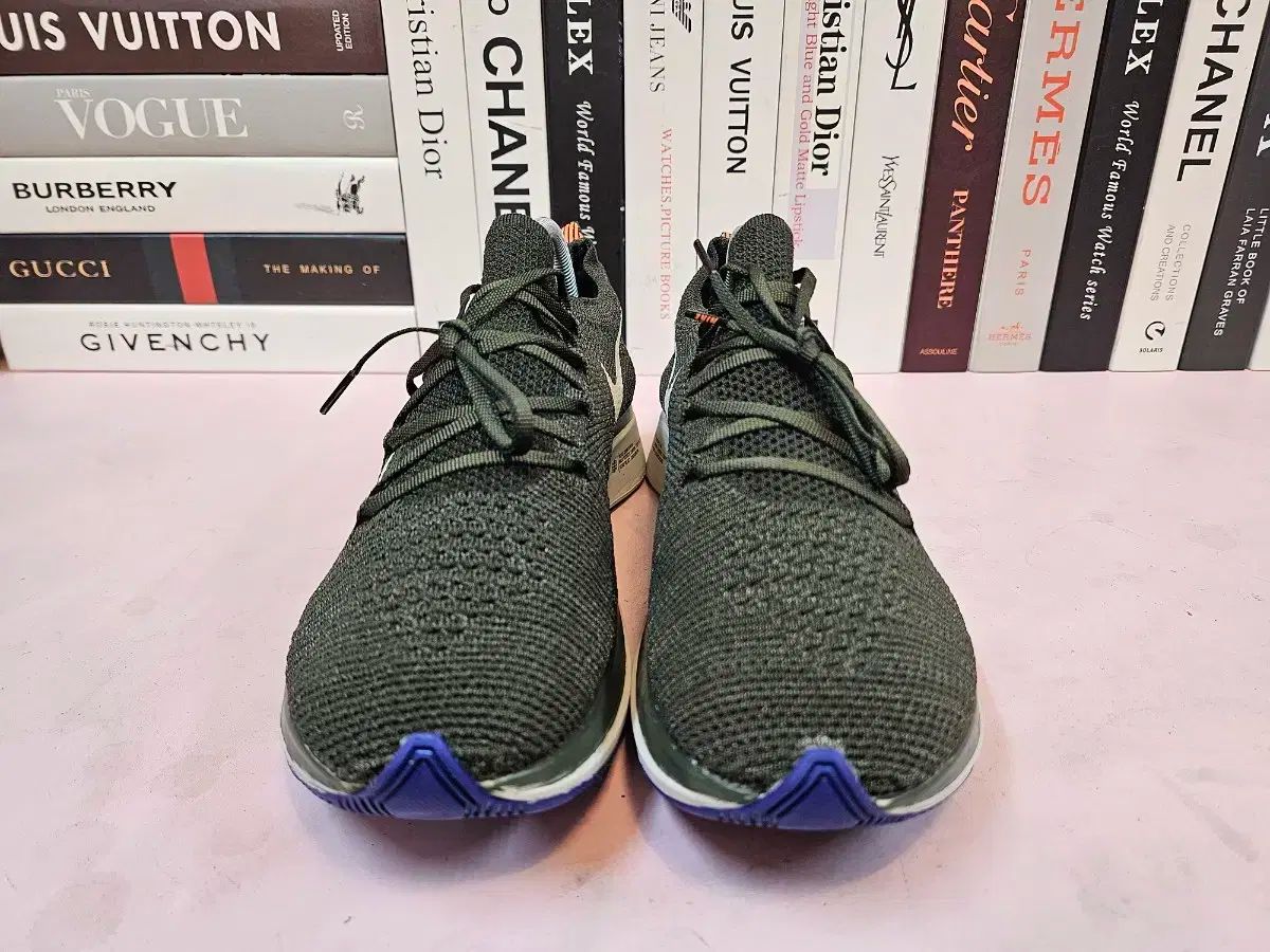 NIKE ナイキ メンズ ランニングシューズ スニーカー 270