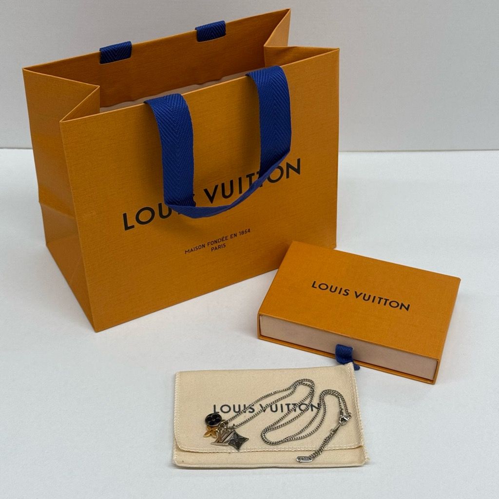 LOUIS VUITTON M00521 ペンダント LV インスティンクト ネックレス ルイヴィトン モノグラム ロゴ チェーン 箱ショッパー付き X0448-001 □286