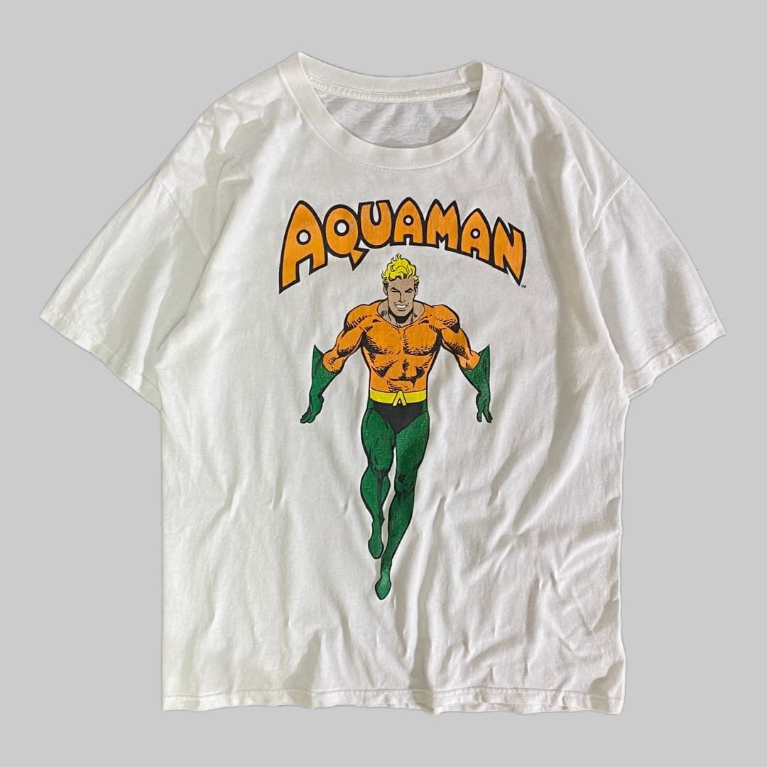 DCコミック AQUAMAN PRINTED S/S TEE