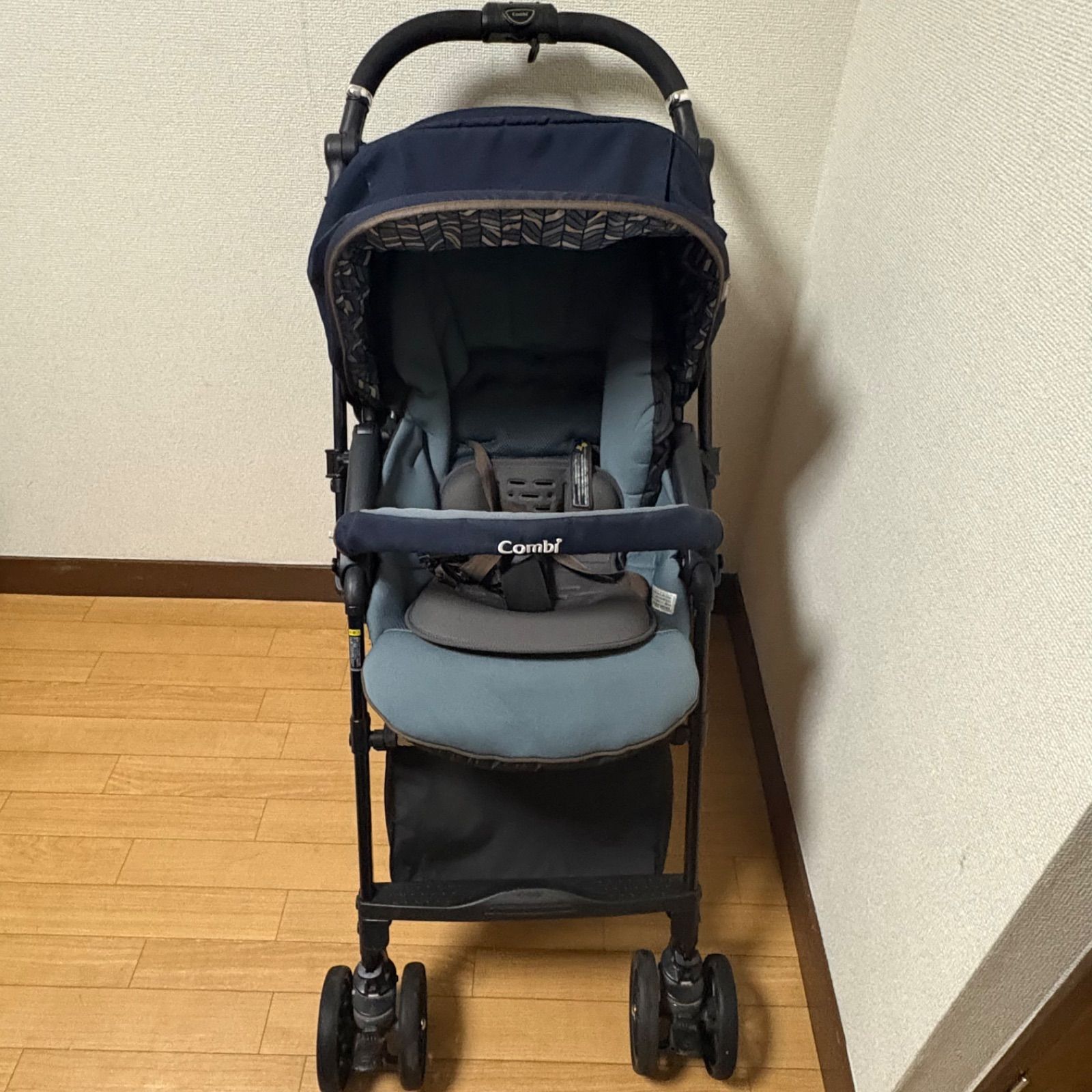 コンビ スゴカルα 4キャス compact エッグショック HT/ヘリンボン