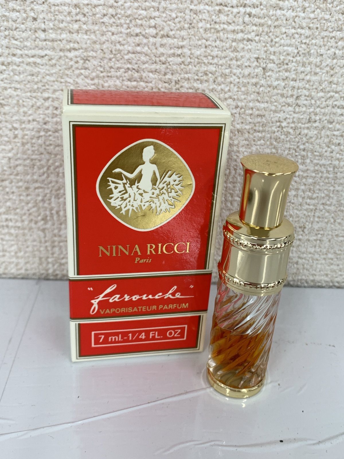 E28◆ニナリッチ　Nina Ricci　200ml　ファルーシュ　新品未使用 NINA RICCI（香水(女性用)）のフリマアイテム一覧