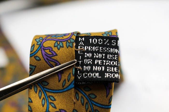 【超美品】【希少】VERSACE ネクタイ　ボタニカル　花柄　総柄　ヴェルサーチ 超美品】【希少】VERSACE ネクタイ ボタニカル 花柄 総柄