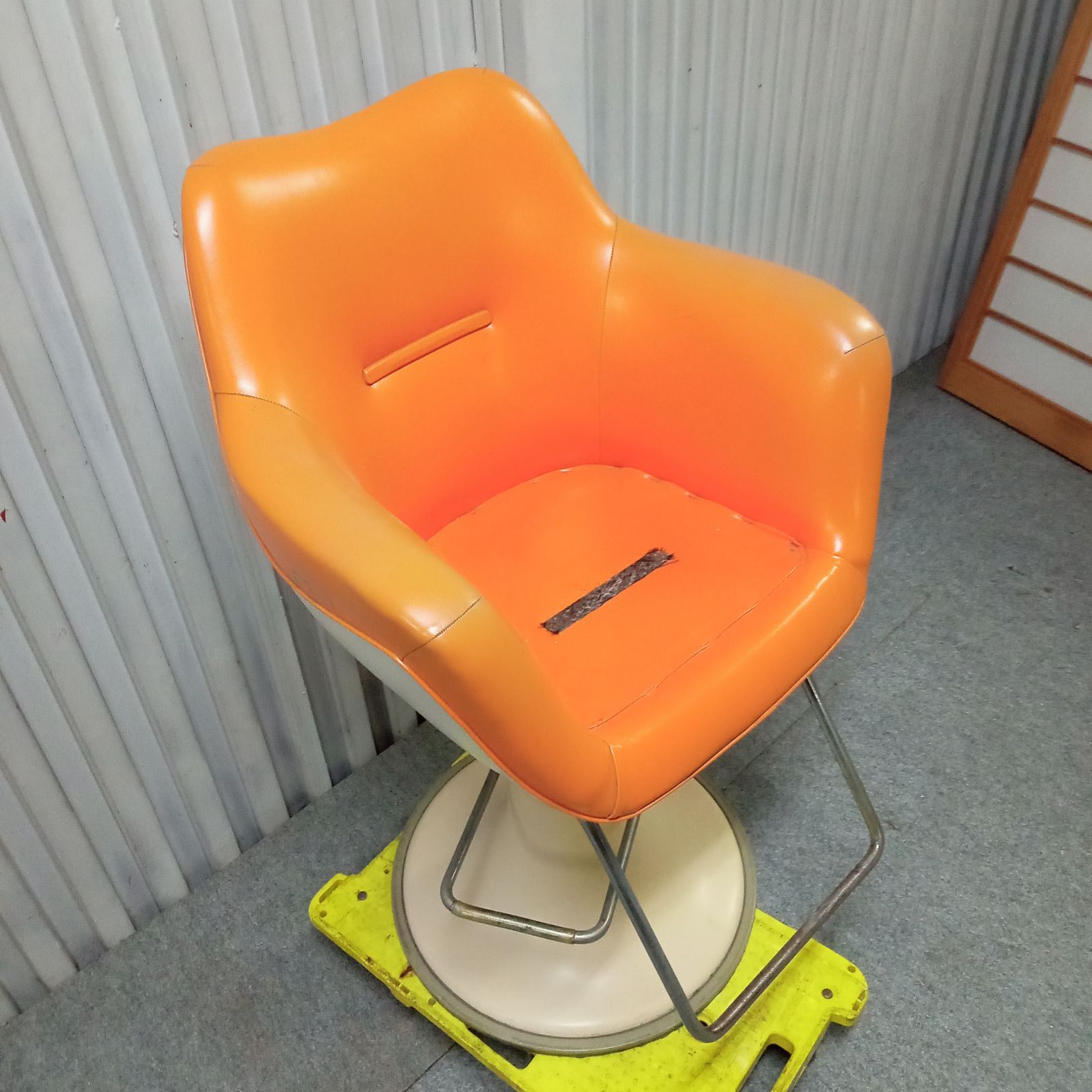 ◯ バーバーチェア 昭和レトロ アンティーク チェア シャンプー