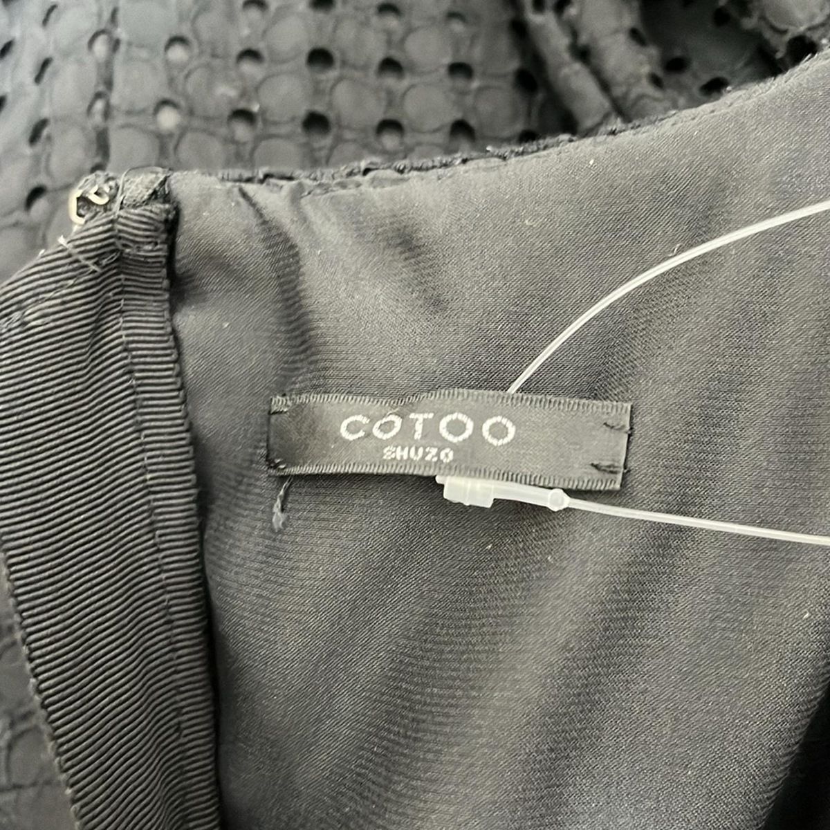 COTOO(コトゥー) ワンピース サイズ36 S レディース - 黒 クルー COTOO(コトゥー) ワンピース サイズ36 S レディース - 黒 クルー