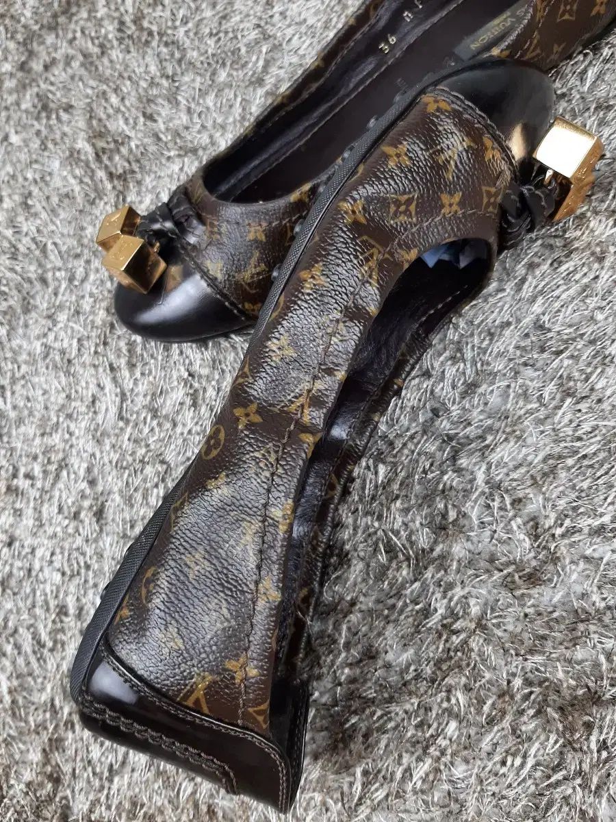 ルイヴィトン LOUIS VUITTON フラットシューズ 36 1/2 M - モノグラム