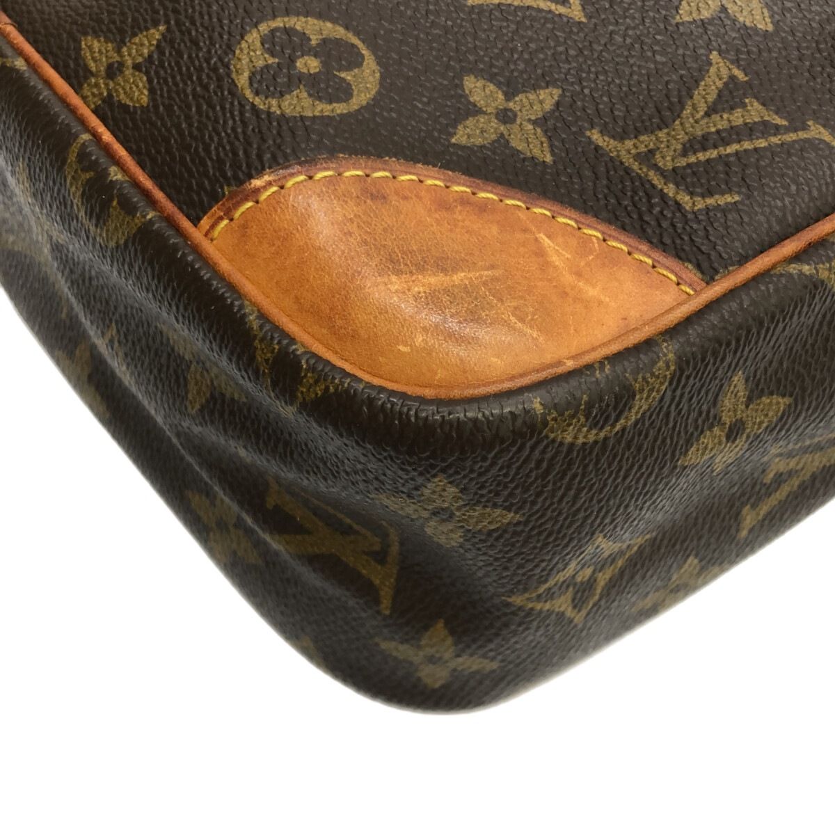 LOUIS VUITTON(ルイヴィトン) ショルダーバッグ モノグラム ダヌーブ20