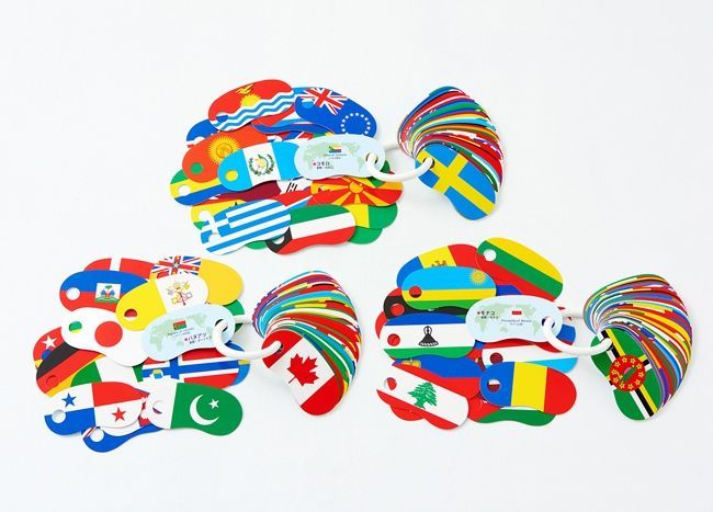 戸田デザイン研究室 リングカード せかいじゅうの国旗(知育 カード 世界中の国旗 国 国旗 旗 おやこ 子ども こども 子供 学習 学ぶ 学べる 5歳 5才 男の子 女の子)
