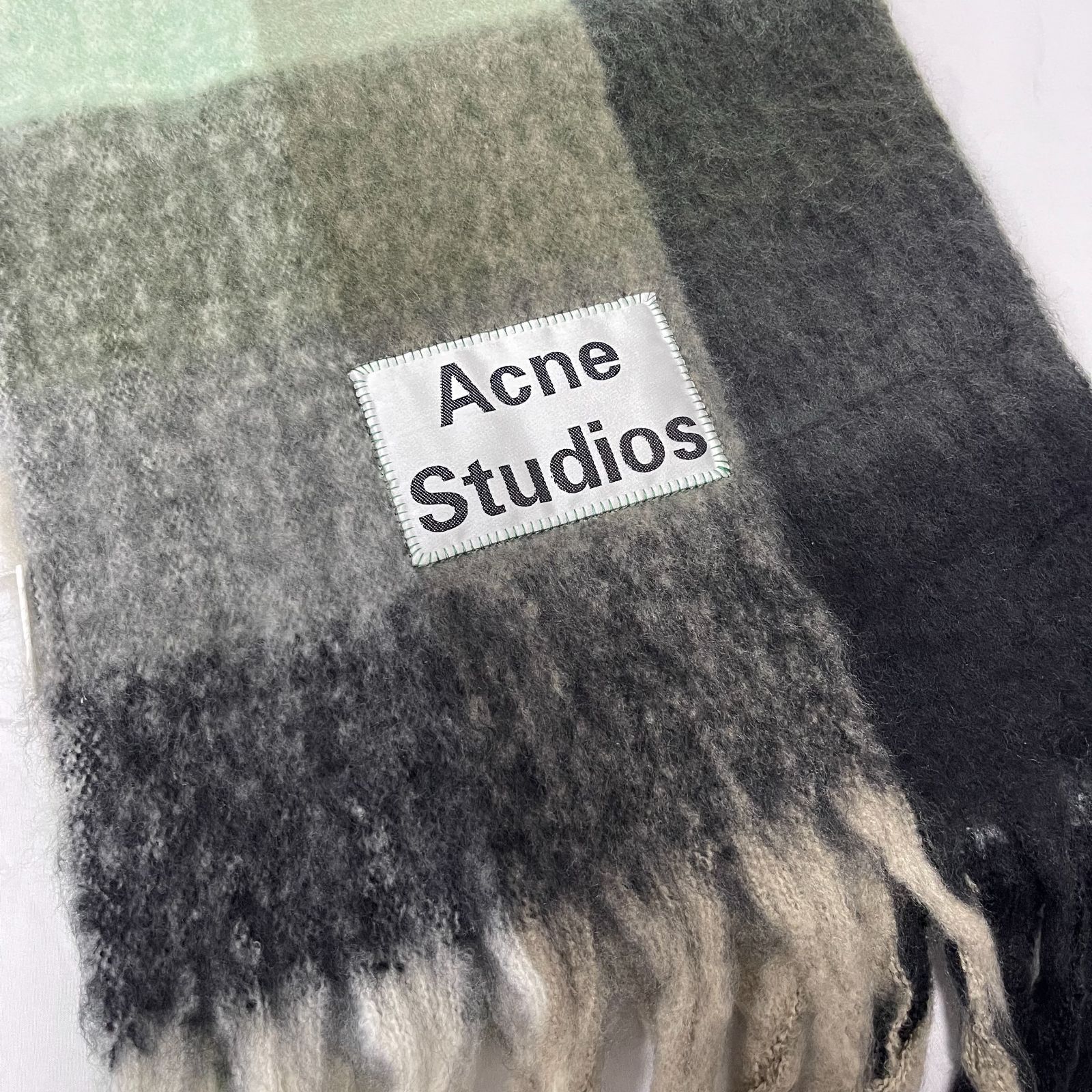 Acne Studios アクネストゥディオズ マフラー