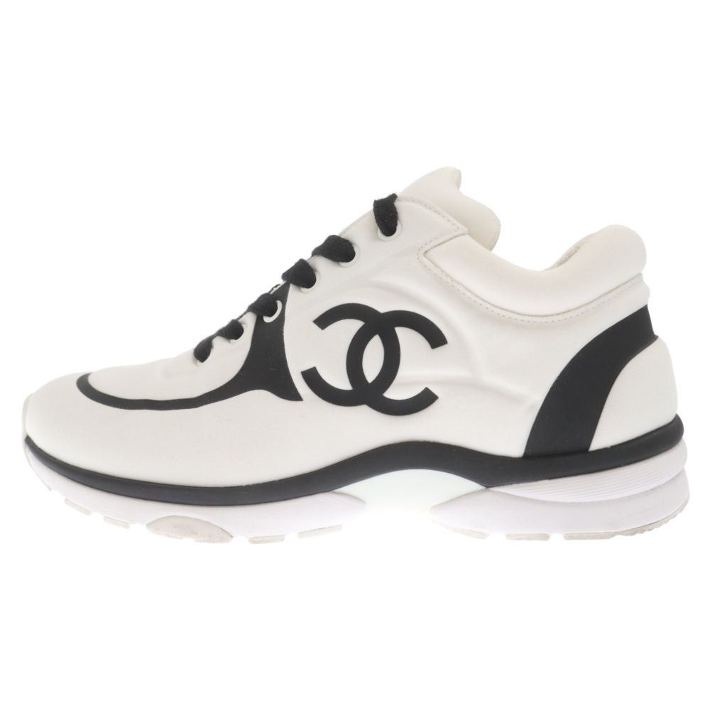 CHANEL 国内完売★ロゴマークスニーカー★ホワイト BUYMA VINTAGE 中古 【CHANEL】CCロゴスニーカー・中古