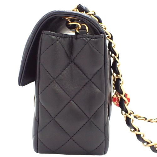 CHANEL(シャネル) マトラッセ ココマーク ミニ フラップバッグ