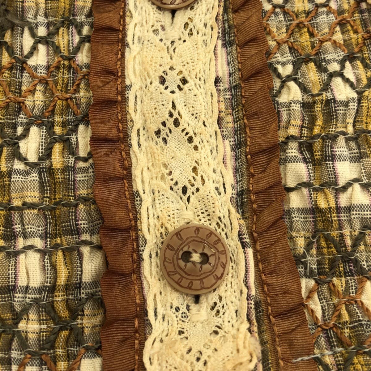 ノンノンドール レースフリルデザイン