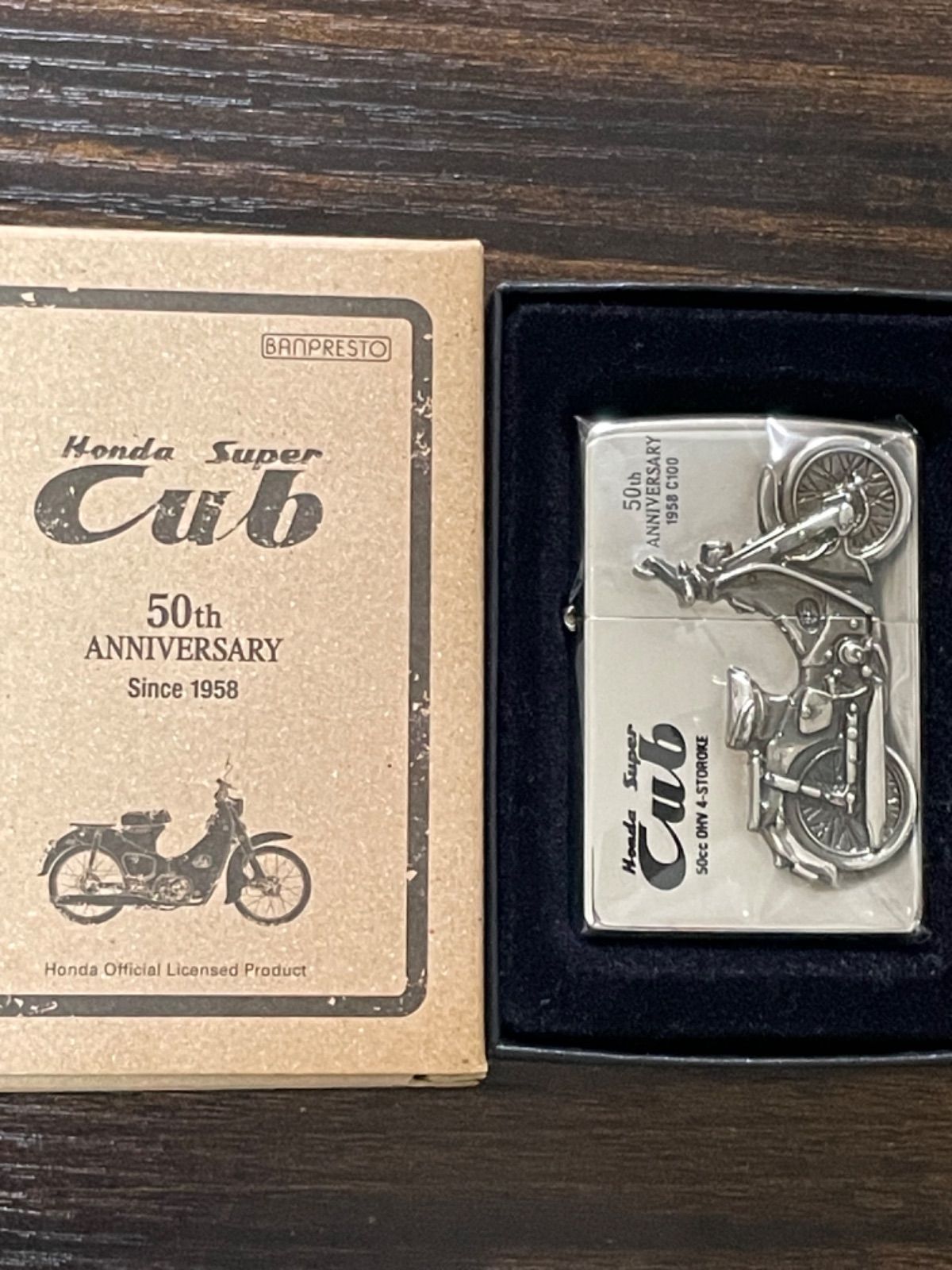 zippo Honda Cub 50th Anniversary HONDA 1958 C100 カブ 2007年製 両面加工品 Licensed  Product 立体メタル デットストック シルバーインナー 同年代 2007年製 専用ケース 保証書