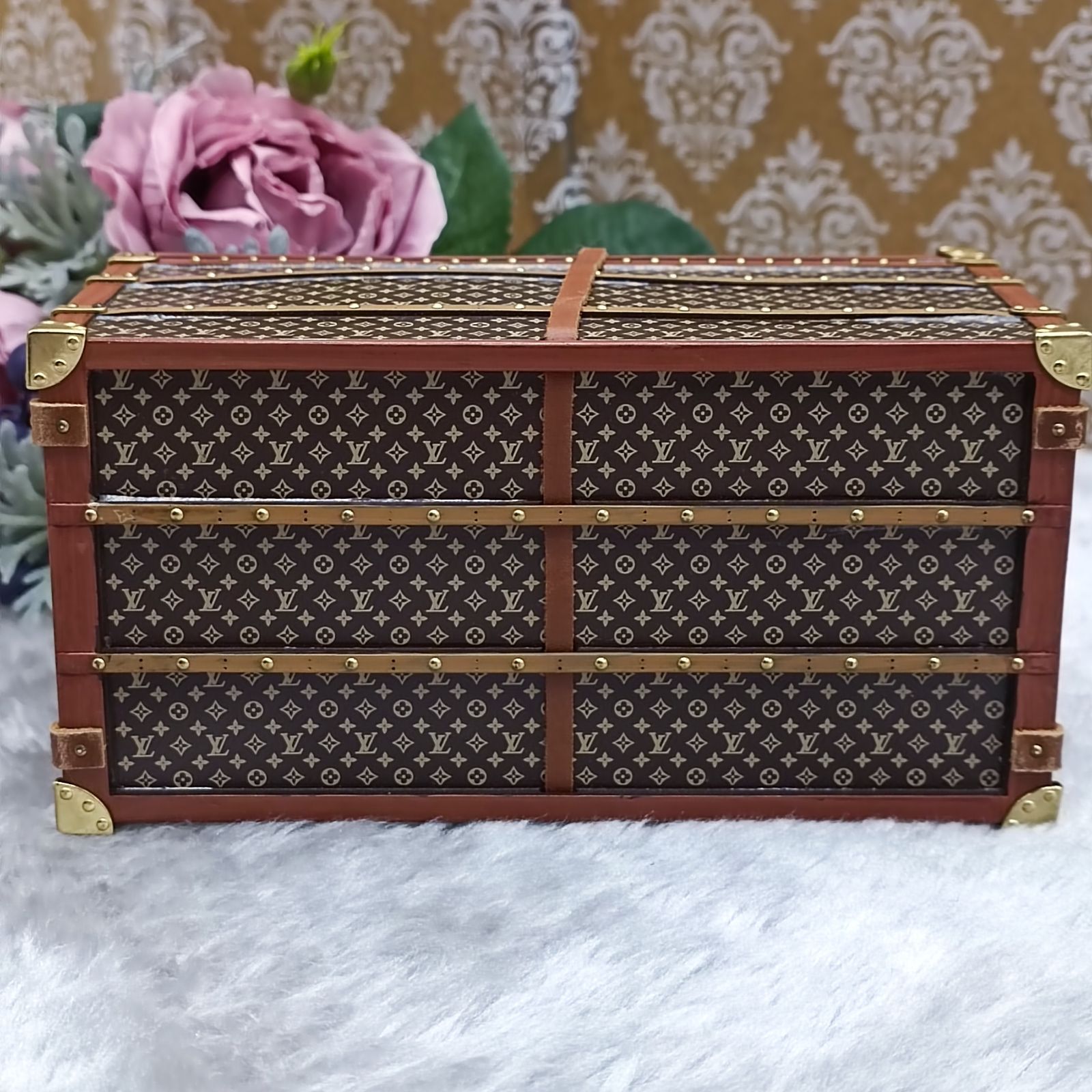 【VIPノベルティ】ルイヴィトン モノグラム トランク型 ペーパーウェイト LOUISVUITTON 》 ルイヴィトン ペーパーウェイト トランク MISS