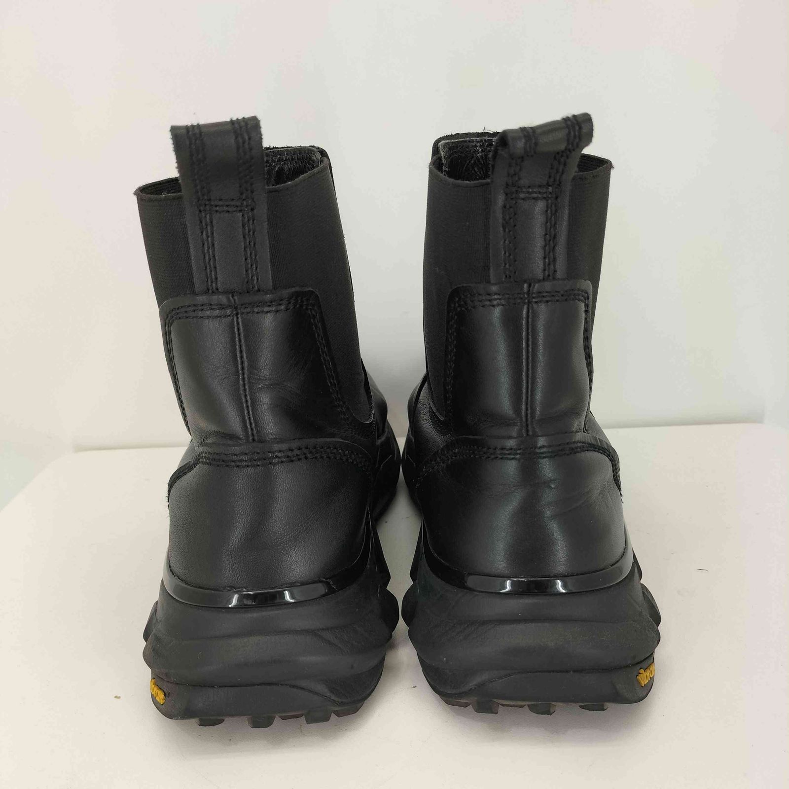 ZARA VIBRAMソール
