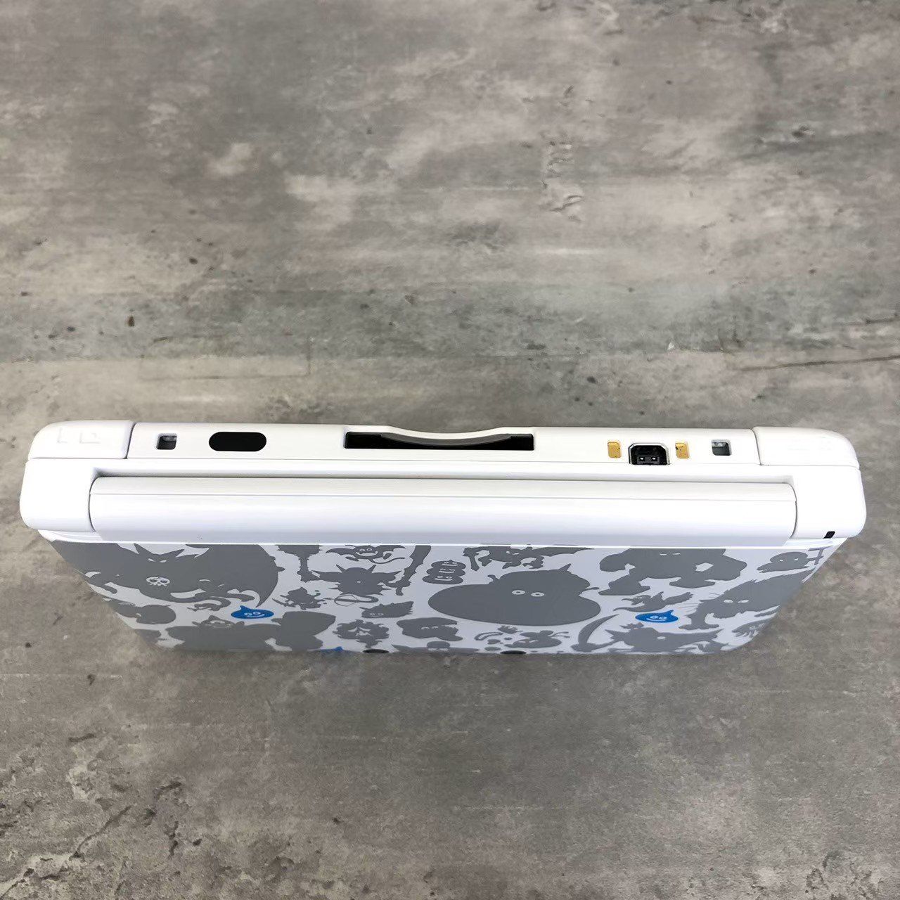 極美品】 3DS LL ドラゴンクエストモンスターズ2 スペシャルパック