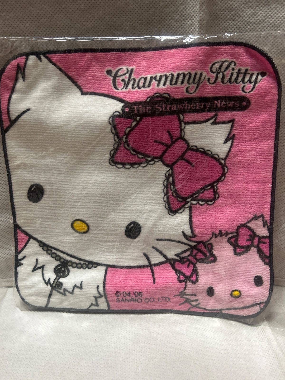Charmmy Kitty タッパセット Hello Kitty GOGO GAL Style Up Mascot Long-legged Kitty Set