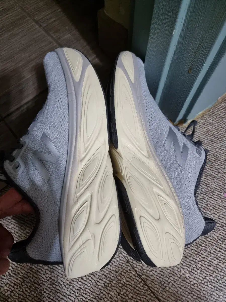 フレッシュフォーム モアー