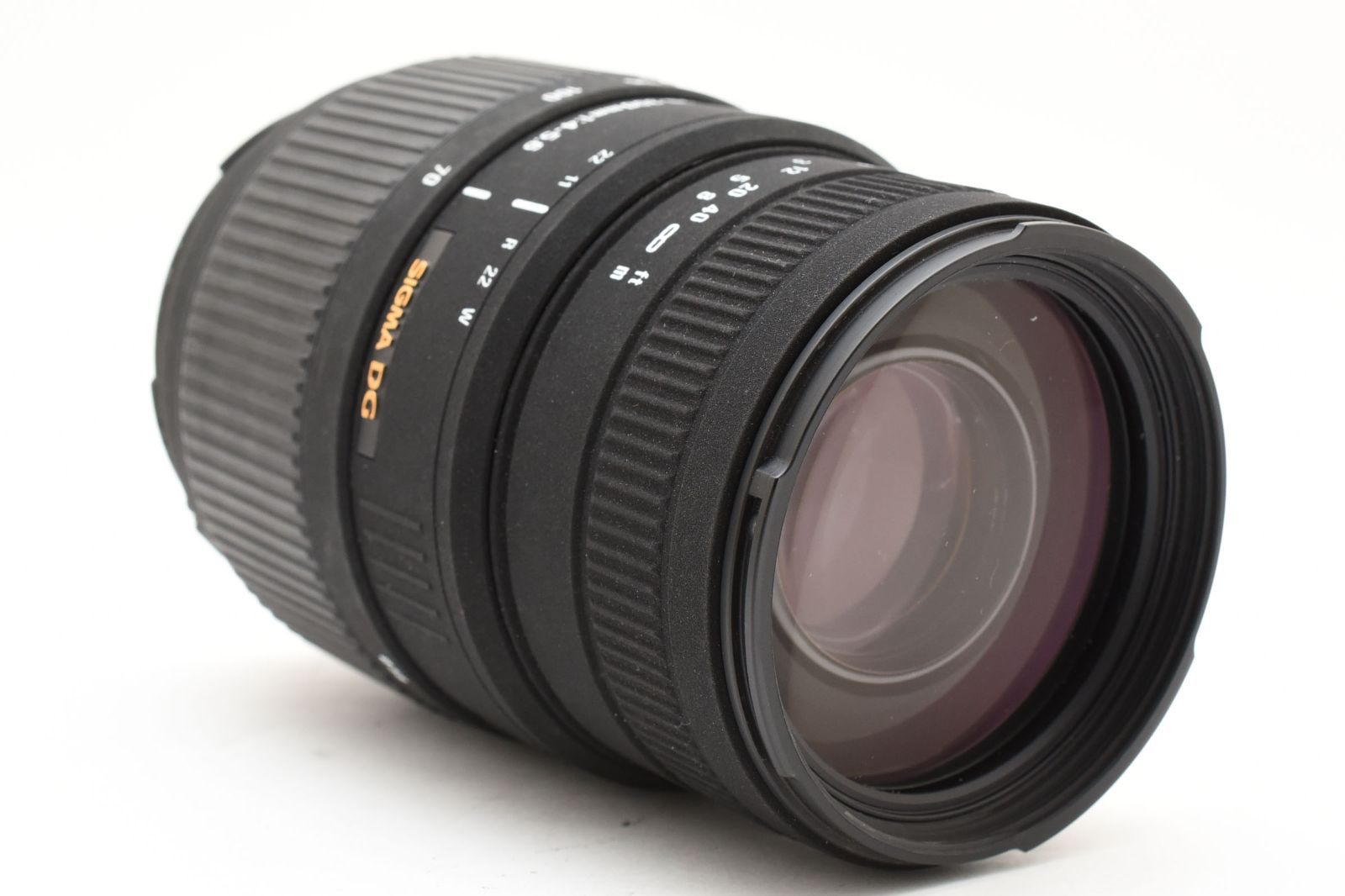 70-300mm F4-5.6