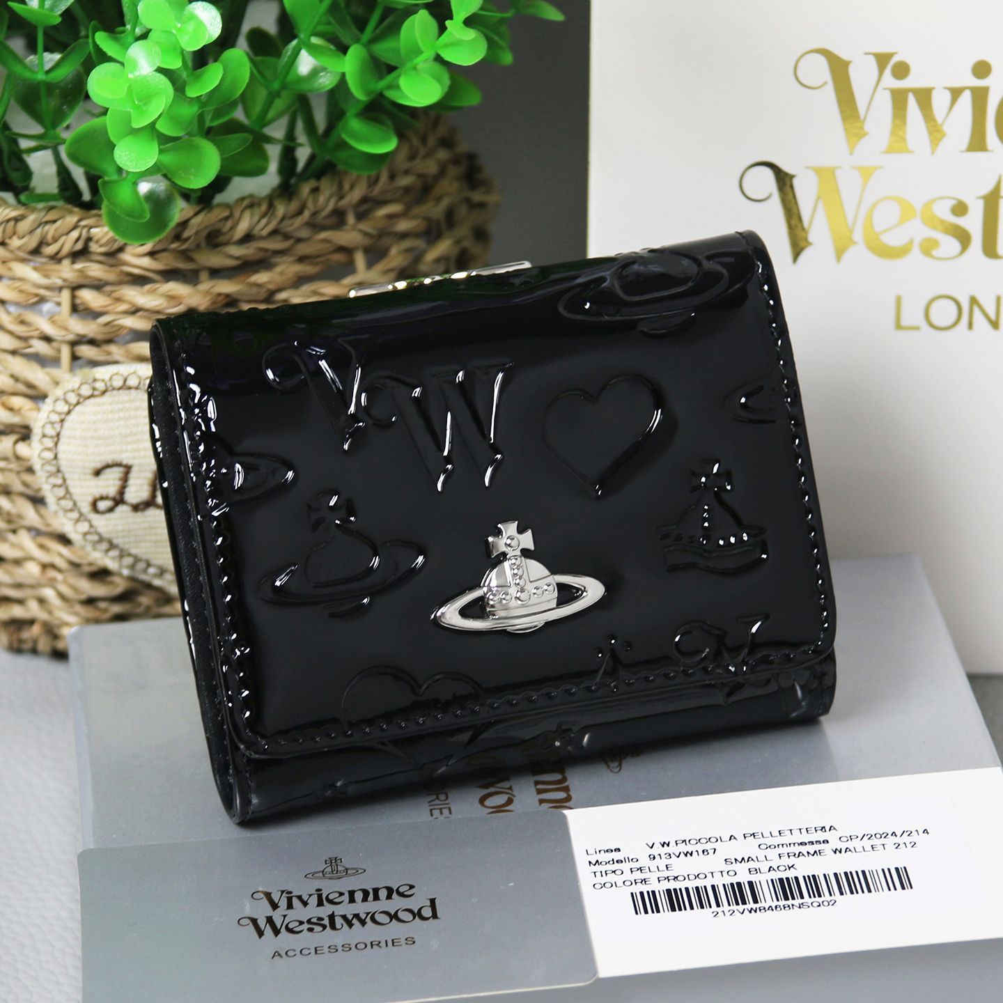 【新品未使用】Vivienne Westwood 三つ折り財布 13VV116 楽天市場】ヴィヴィアン 三つ折り 財布（カラーブルー）の通販