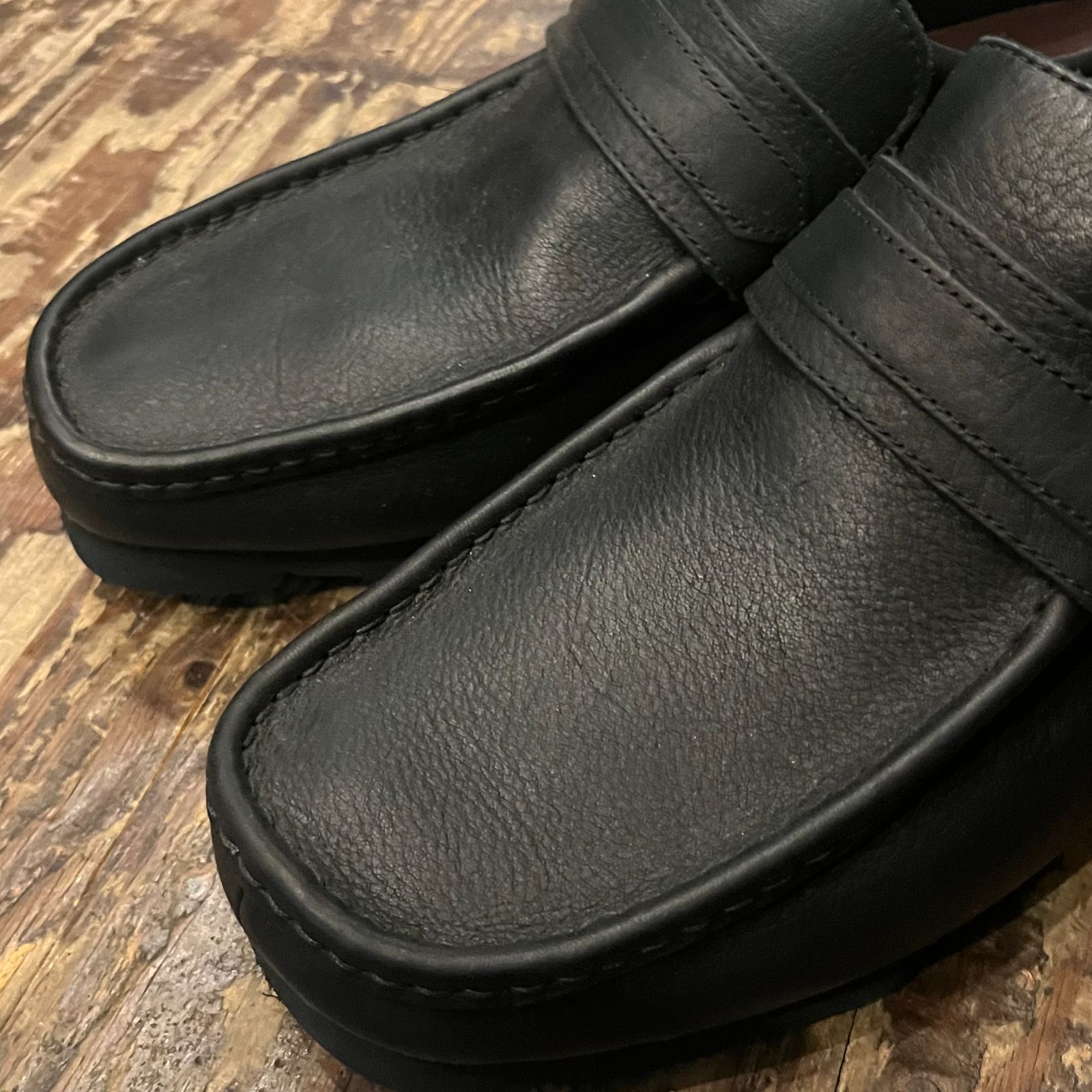 バックル付き厚底 ローファー Bershka Clarks V&Aブーツ バックル付き厚底 ローファー Bershka Clarks V&Aブーツ - メルカリ
