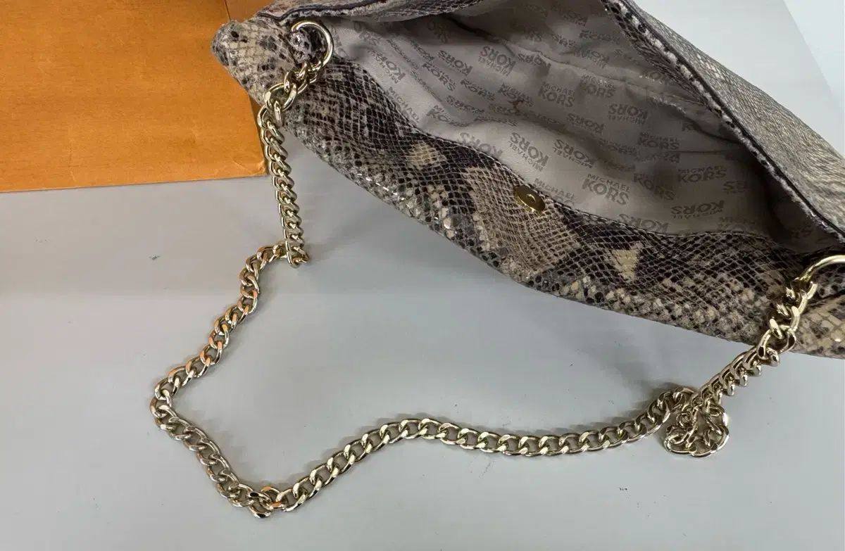 コース ブライアント