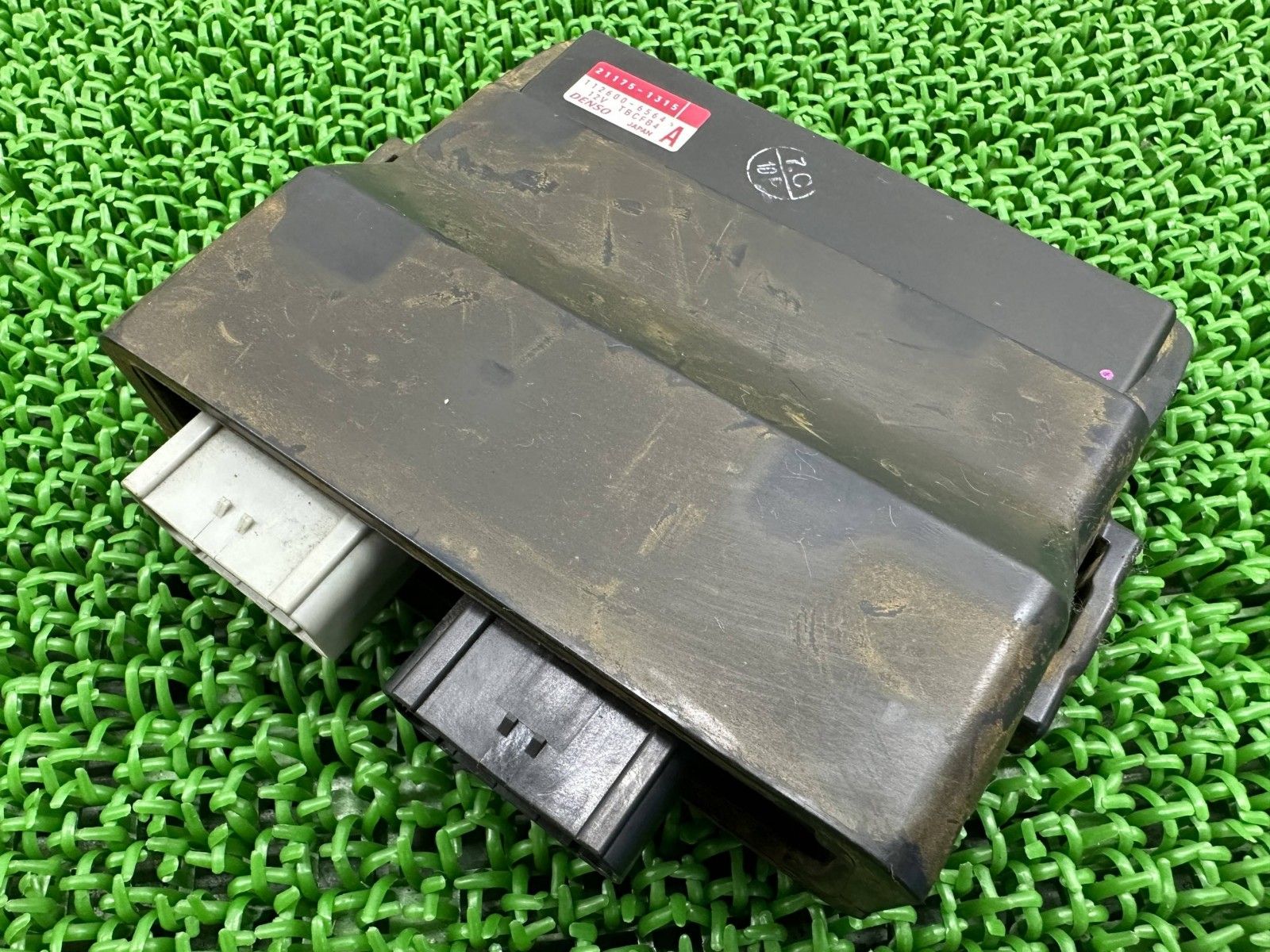 z900rs ECU 21年製 中古品 Z900RS ECU カワサキ 純正 中古 バイク 部品 ZR900CJF Z900RSカフェ