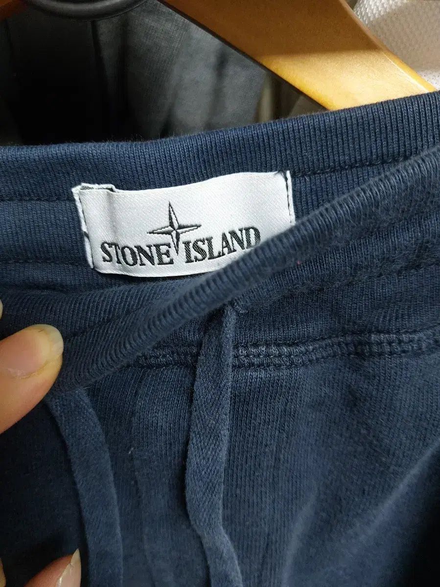 ISLAND ストーンアイランド