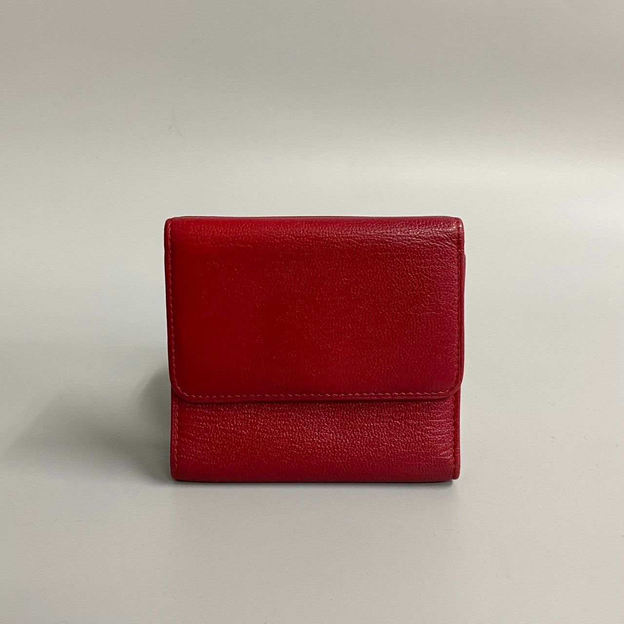 シャネル CHANEL財 二つ折り財布 レザー ココマーク 美品 希少品 シール有 7番台 CHANEL シャネル ココマーク レザー