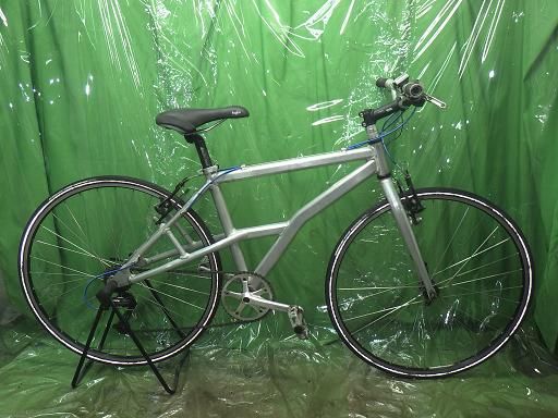メーカー不明 アルミフレーム クロスバイク 9速