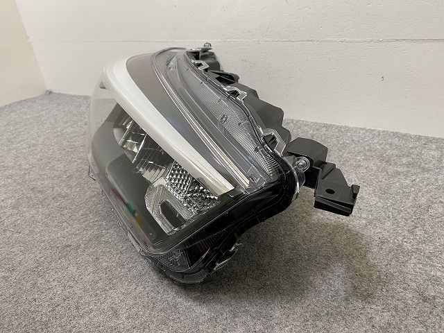 ライズ ロッキー レックス A200 A210 A201 A202 A S F 純正 右 ヘッドライト ランプ LED レベライザー ICHIKOH 1990 81110-B1700 144459 FFCRYSTALESIA_COM