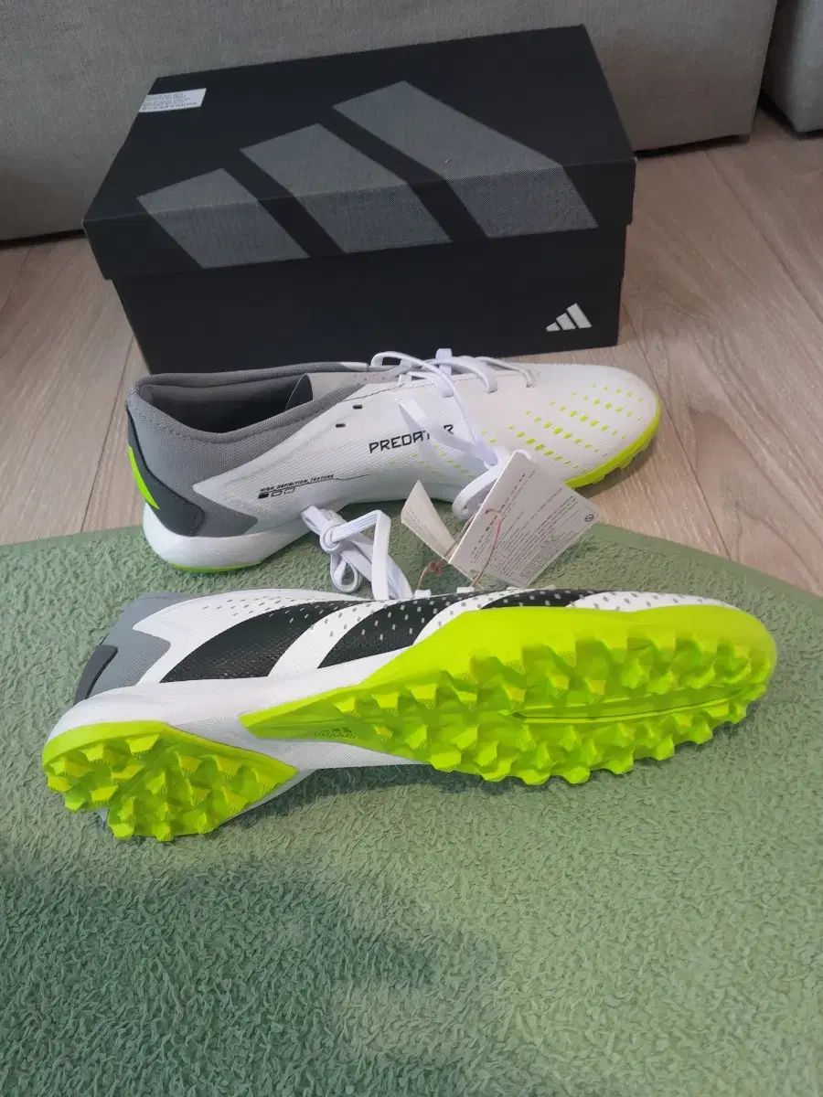 adidas(アディダス) サッカーシューズ 新品 260 265-可愛い通販