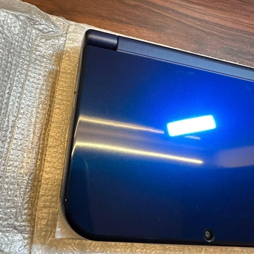 メタリックブルー