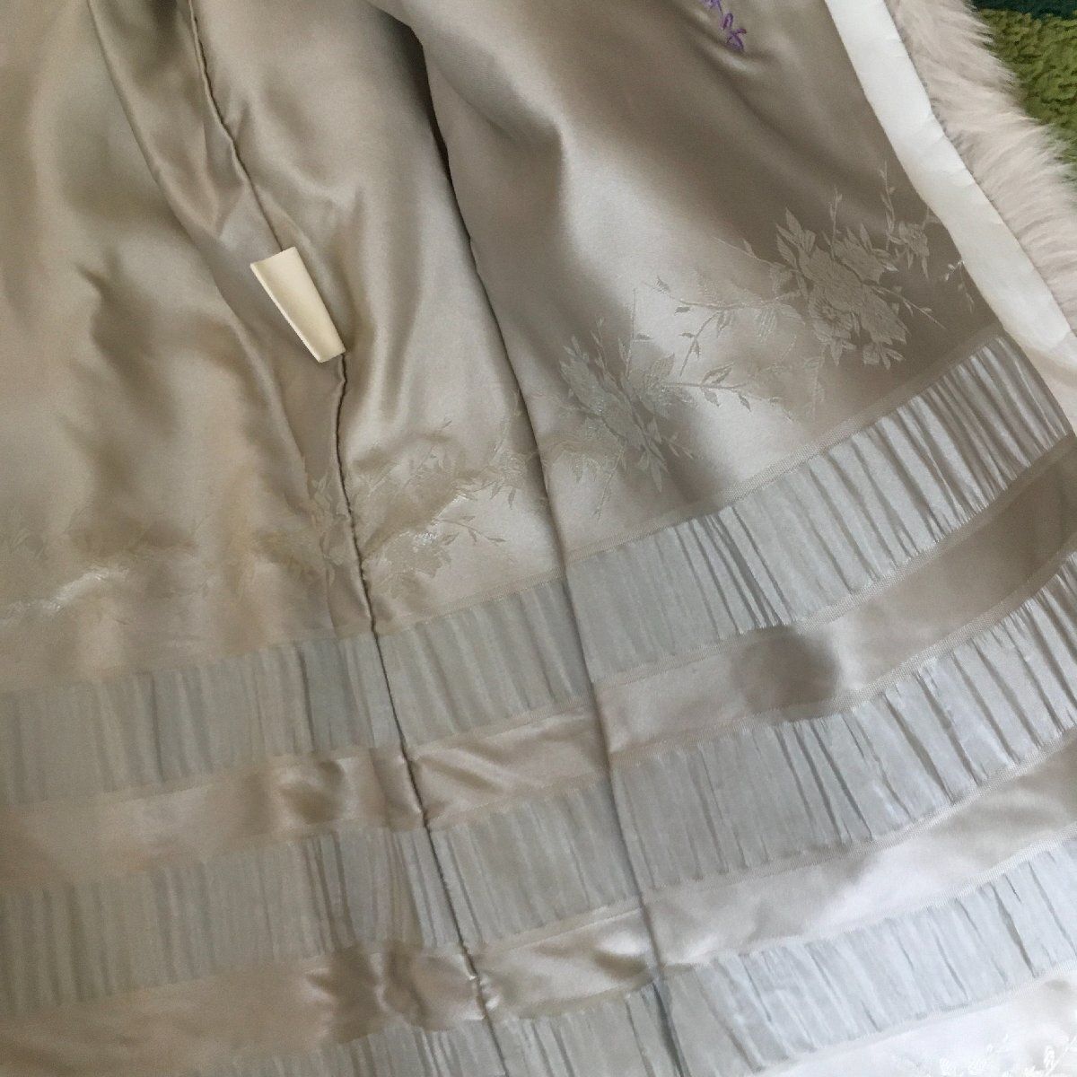 極美品 SAGA FOX サガフォックス ファーコート 毛皮 アイボリー L 美品 SAGA FOX サガフォックス 毛皮 フォックス ファー コート 美品